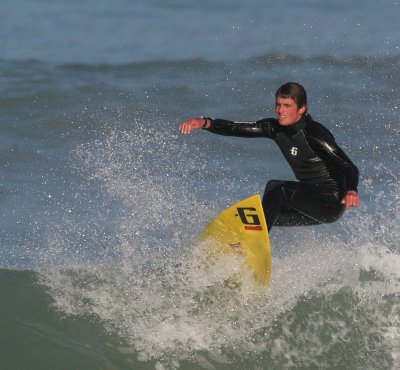 Ethan Burge surfing at Lyall Bay, IMG_7007