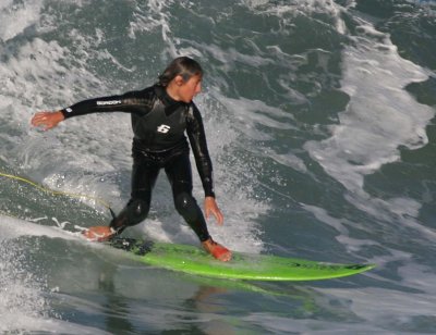 James Tume surfing at Lyall Bay, IMG_6847