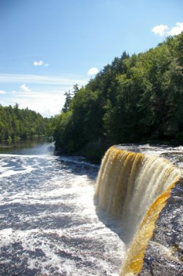 Tahquamenon River and Falls 4.JPG
