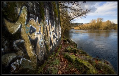 Grafittiriver1UL2.jpg