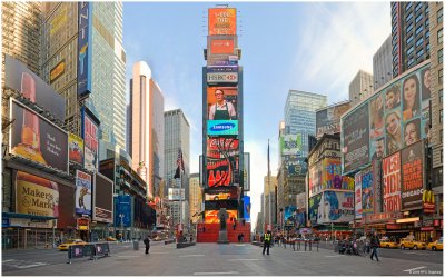 A Cold Winter Morning In Times Square Wallpaper