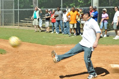 DSC_0359 Bernie Flank Kickball.JPG