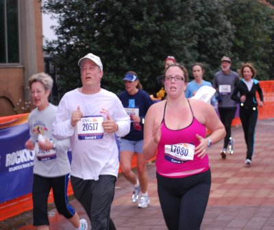 Heather Runs ING Marathon 03-30-08