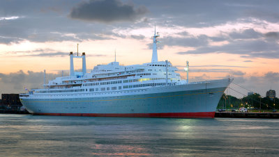 ss Rotterdam (V) just after its arrival