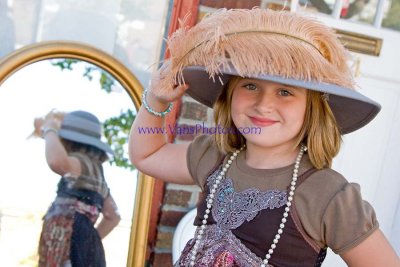 Girls In Hats at Phoebus Days