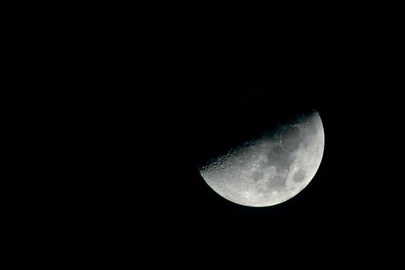 Moon 1-6-6.jpg