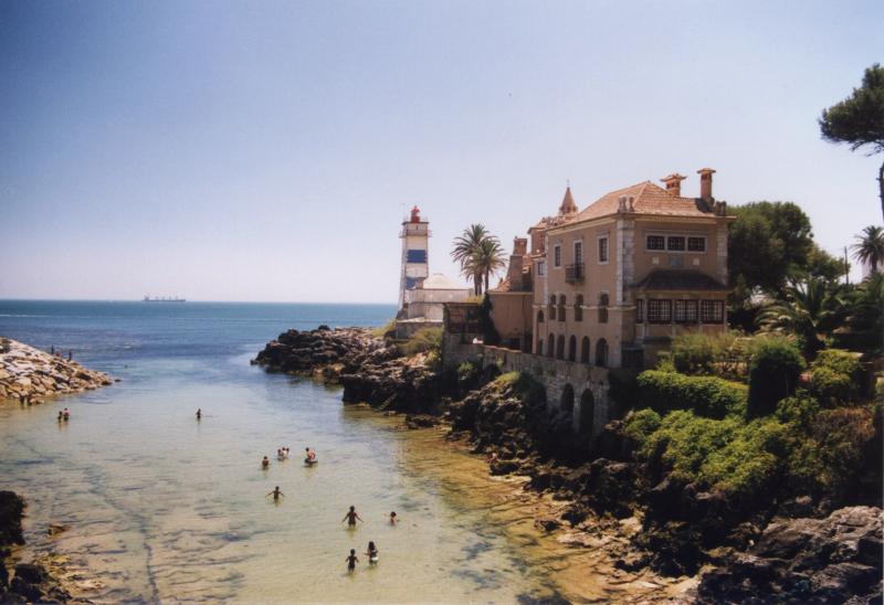 cascais bay