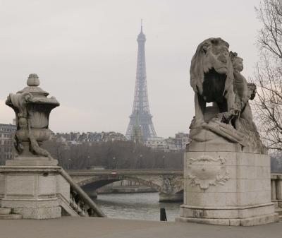 Tour Eiffel du pont Alexandre III