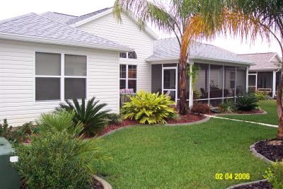Larry & Peg's Florida Home  - Backyard2
