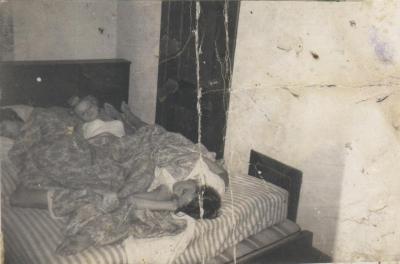 g3/89/638989/3/56810910.BrendaDebDarleneSleeping.jpg