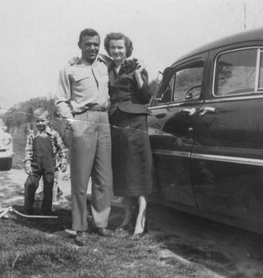 Larry, Dub, Mom