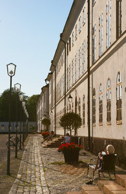 September 10: Afternoon sun by Karlbergs Palace