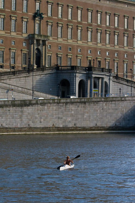 Canoeing in front of the Royal Castle