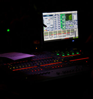 soundboard, Paris Lounge