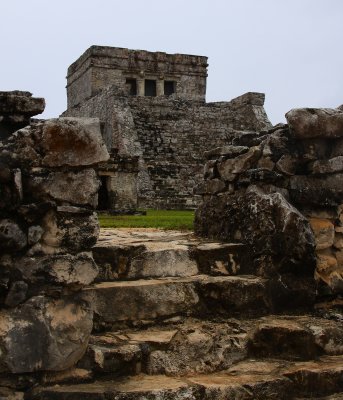 steps to El Castillo
