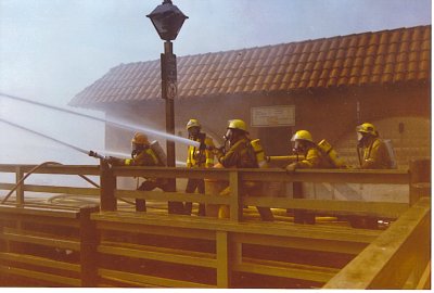 Pier Fire 1988 01.jpg