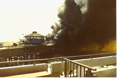 Pier Fire 1988 08.jpg