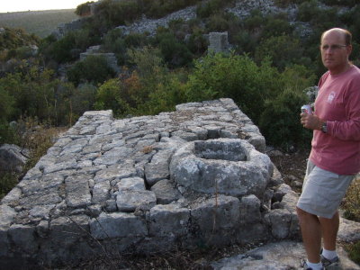 Here is a water cistern.  We've seen similar ones at Kanlidivane, but Catioren had nunerous cisterns.