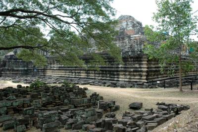 many sandstone blocks are being kept for restoration