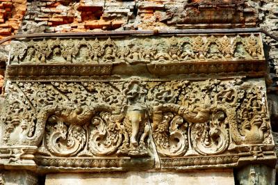 the main E lintel of the NE tower showing Indra and Airavata