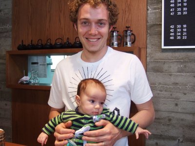 recomposed picture under the directorship of the dad - the baby's hair is springing out !!