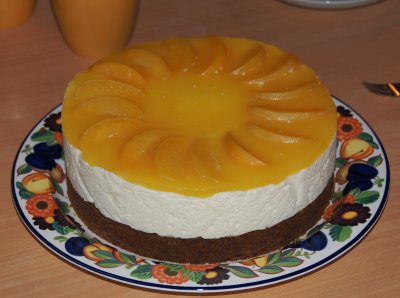 Fersken og appelsin-creme kage