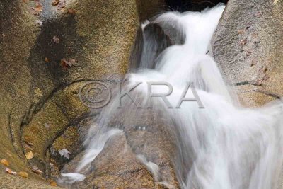Carved Stone - The Basin 002(10-07).jpg