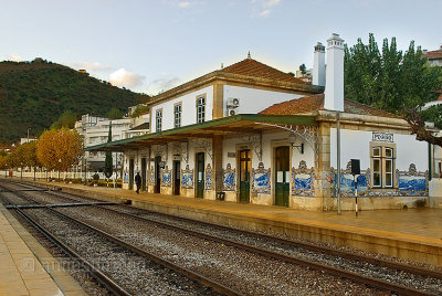 PINHO: Railway Station