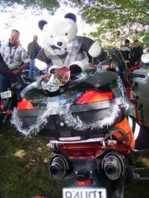 091205 Ulysses Nelson Toy Run 2009 07.JPG
