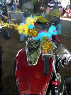 091205 Ulysses Nelson Toy Run 2009 11.JPG