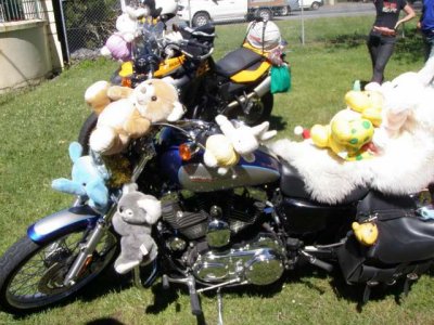 091205 Ulysses Nelson Toy Run 2009 59.JPG