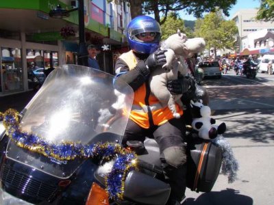 091205 Ulysses Nelson Toy Run 2009 78.JPG