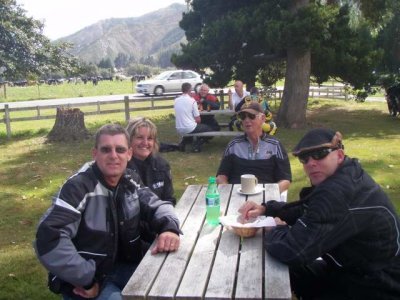 100214 Filco sponsored ride to Linkwater 19.JPG