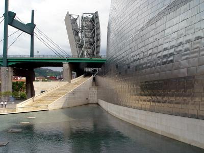 Bilbao_Guggenheim_05.jpg