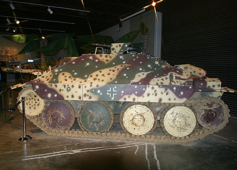 The Jagdpanzer (side view)