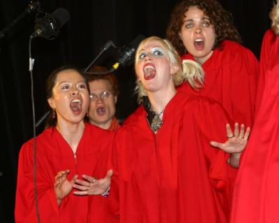 Stop-Shopping Choir members