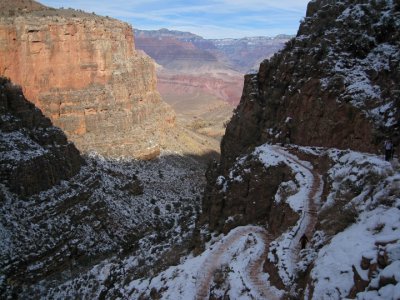 Bright Angel trail through the Redwall layer
