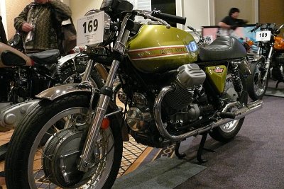 L1030229 - 1974 Moto Guzzi 748cc V7