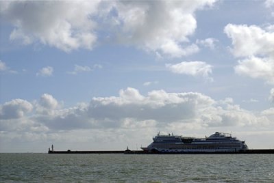  Aida Blu in Dover Harbour