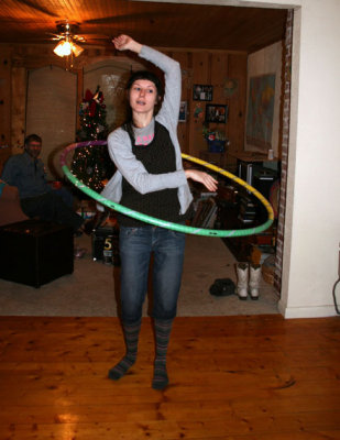 hula-hoop queen
