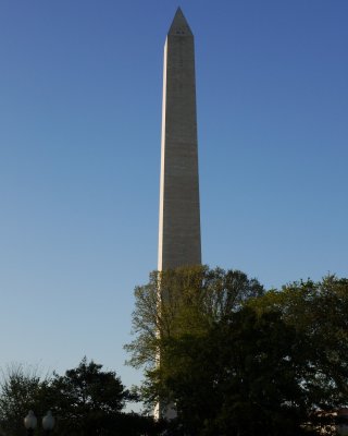The Washington Monument from near the tidal basin