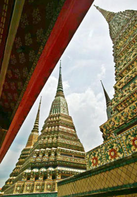 Wide angle view of Wat Pho, Bangkok