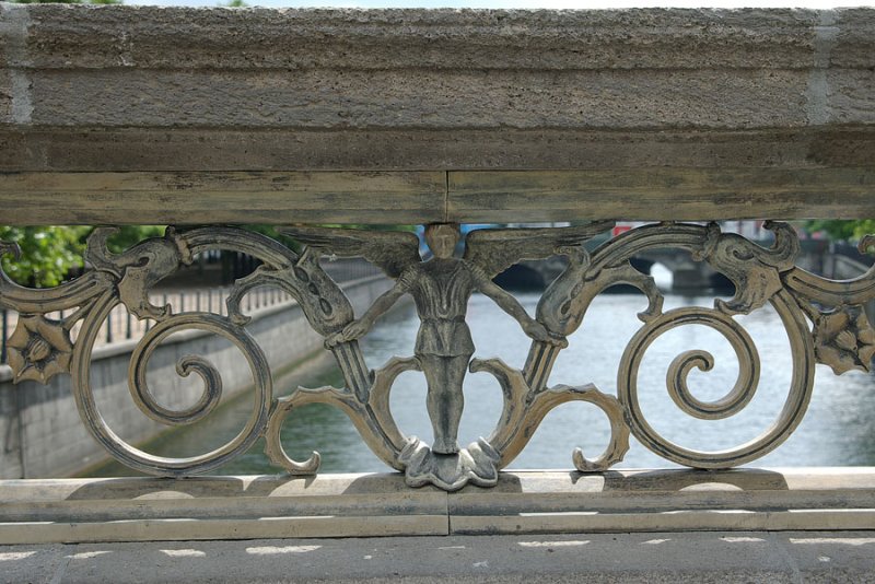 Bridge detail