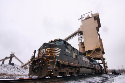 NS 9501 70T Oakland City IN 27 Dec 2009