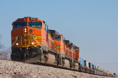 NB train on the BNSF Thayer Sub