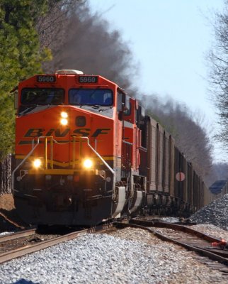 Empty coal returning to Memphis on NS