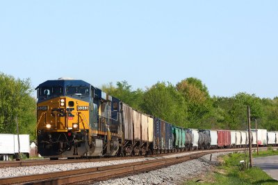 CSX 5343 Q515 Sullivan IN 18 Apr 2010