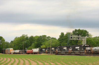 NS 6609 167 Princeton IN 15 May 2010