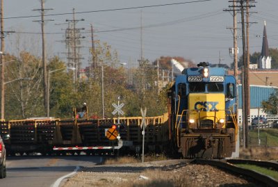 W030 welded rail train drops off rail near Ohio Street.