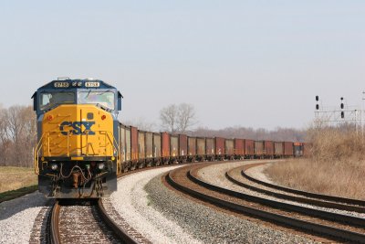 An empty SB coal train holds the siding at Gibson and will meet L124 before proceeding south.